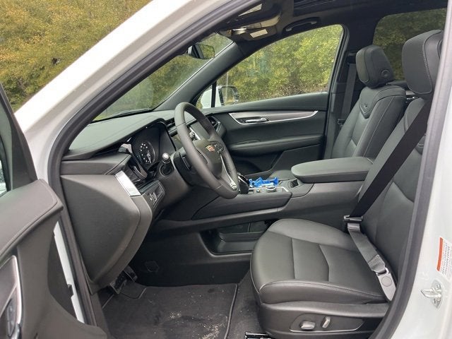 2025 Cadillac XT6 Luxury