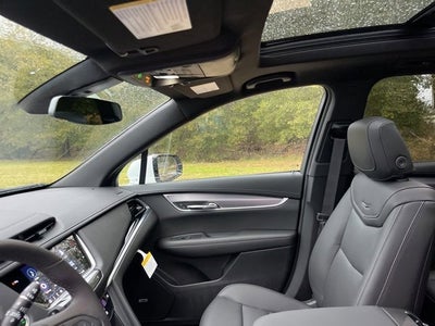 2025 Cadillac XT6 Luxury