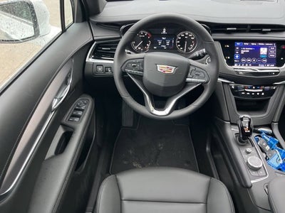 2025 Cadillac XT6 Luxury