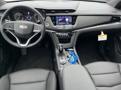 2025 Cadillac XT6 Luxury
