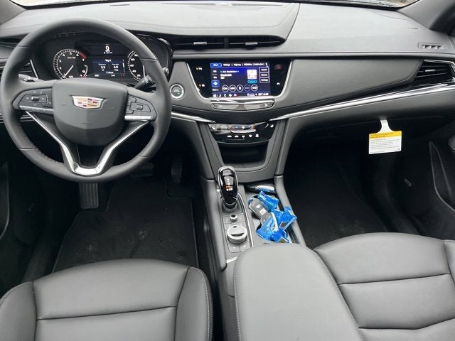 2025 Cadillac XT6 Luxury