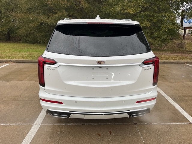 2025 Cadillac XT6 Luxury