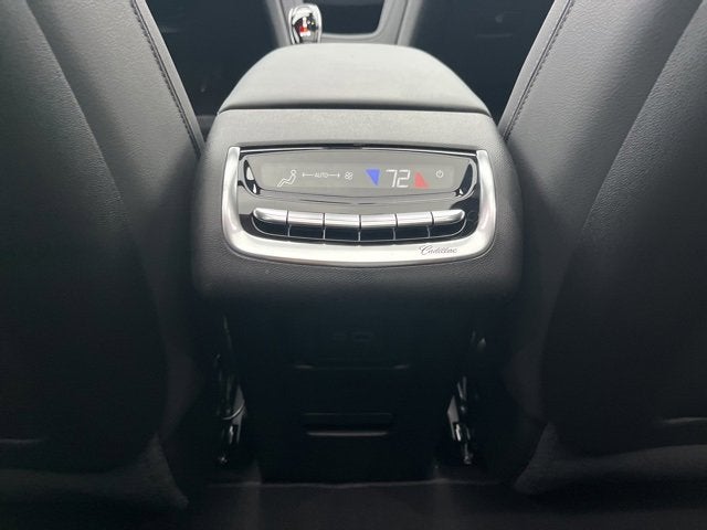 2025 Cadillac XT6 Luxury