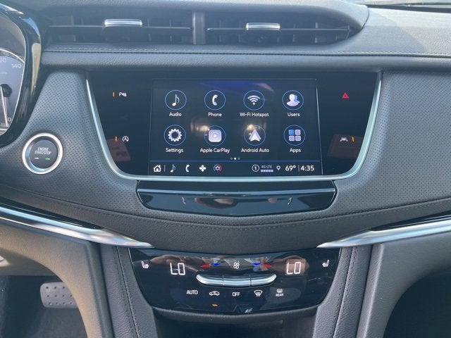 2025 Cadillac XT6 Luxury