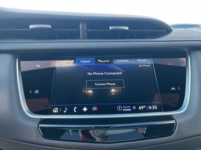 2025 Cadillac XT6 Luxury