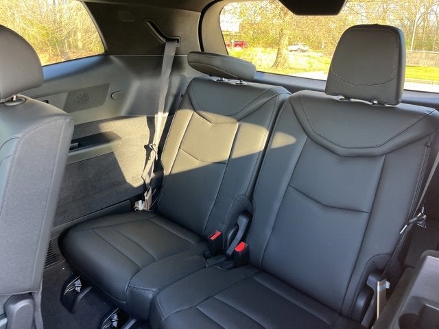 2025 Cadillac XT6 Luxury