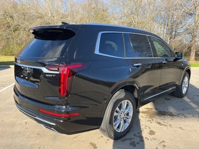 2025 Cadillac XT6 Luxury