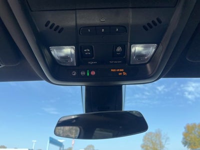 2025 Cadillac XT6 Luxury