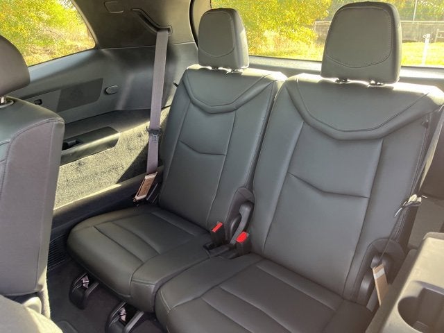 2025 Cadillac XT6 Luxury