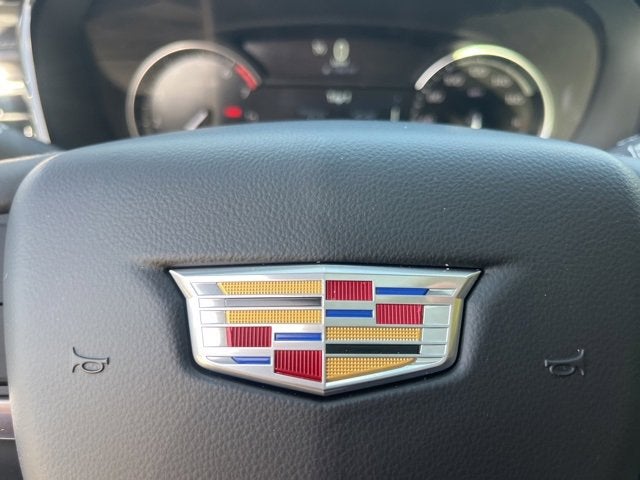 2025 Cadillac XT6 Luxury