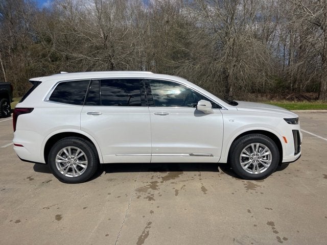 2025 Cadillac XT6 Luxury