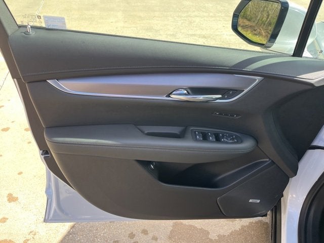 2025 Cadillac XT6 Luxury