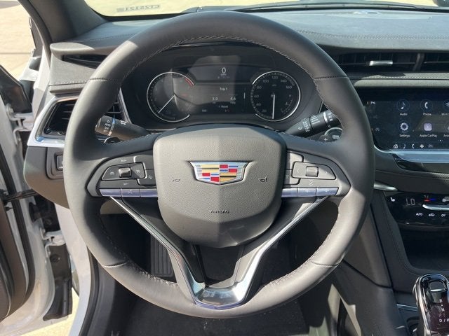 2025 Cadillac XT6 Luxury