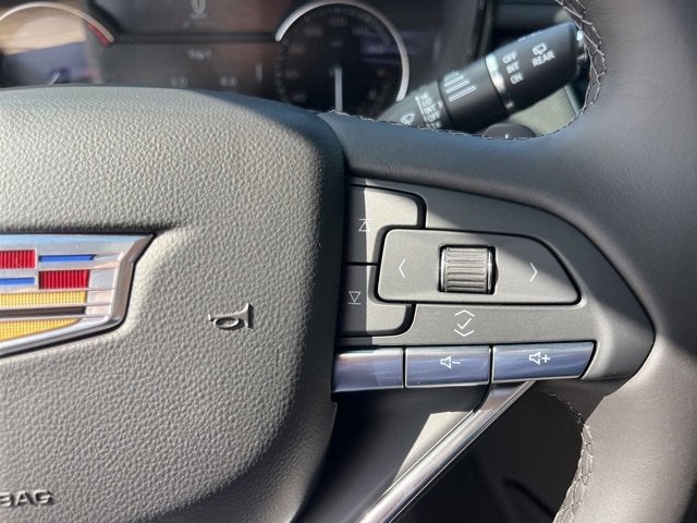 2025 Cadillac XT6 Luxury