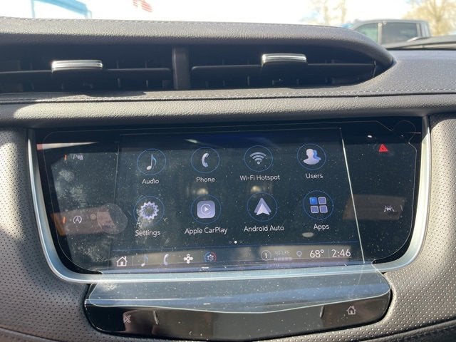 2025 Cadillac XT6 Luxury