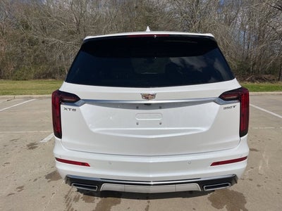 2025 Cadillac XT6 Luxury