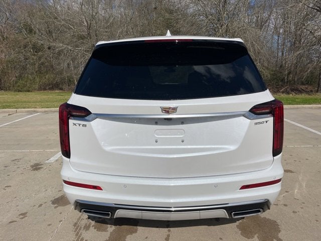 2025 Cadillac XT6 Luxury