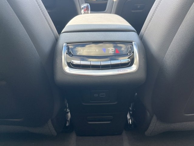 2025 Cadillac XT6 Luxury