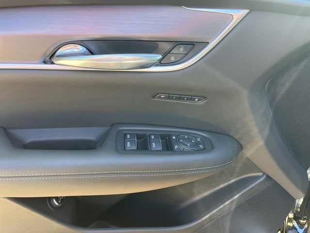 2025 Cadillac XT6 Luxury