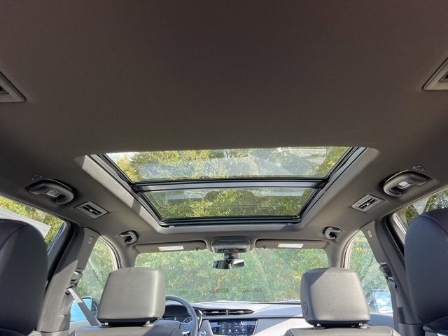 2025 Cadillac XT6 Luxury