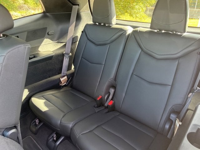 2025 Cadillac XT6 Luxury