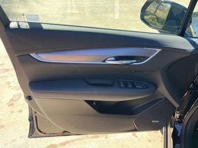 2025 Cadillac XT6 Luxury