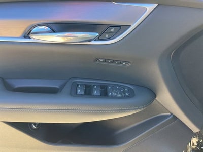 2025 Cadillac XT6 Luxury