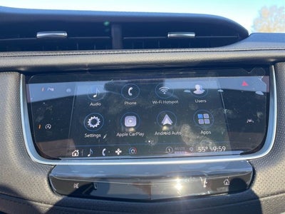 2025 Cadillac XT6 Luxury