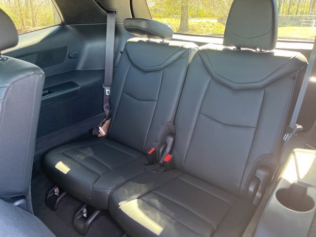 2025 Cadillac XT6 Luxury