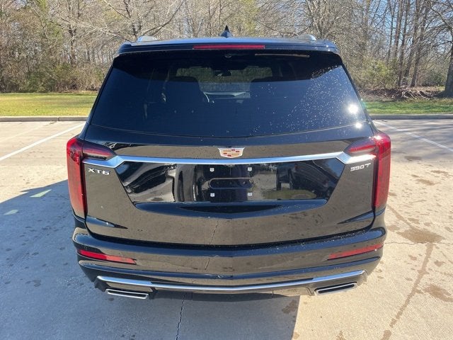 2025 Cadillac XT6 Luxury