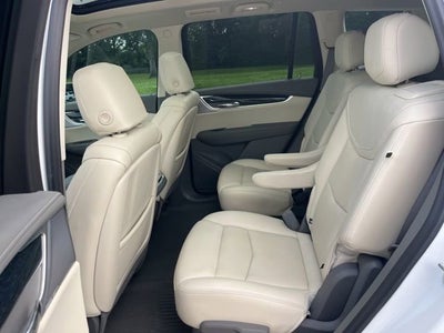 2024 Cadillac XT6 Premium Luxury