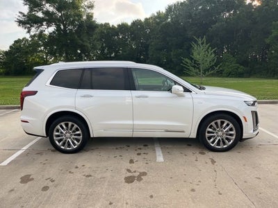 2023 Cadillac XT6 Premium Luxury