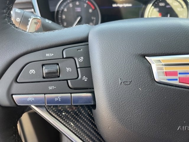 2024 Cadillac XT6 Sport