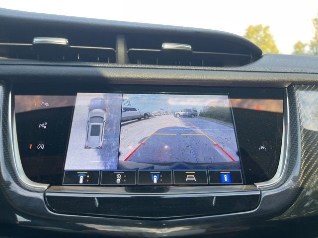 2024 Cadillac XT6 Sport