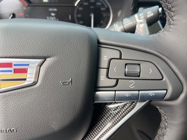 2025 Cadillac XT6 Sport