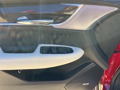 2025 Cadillac XT6 Sport