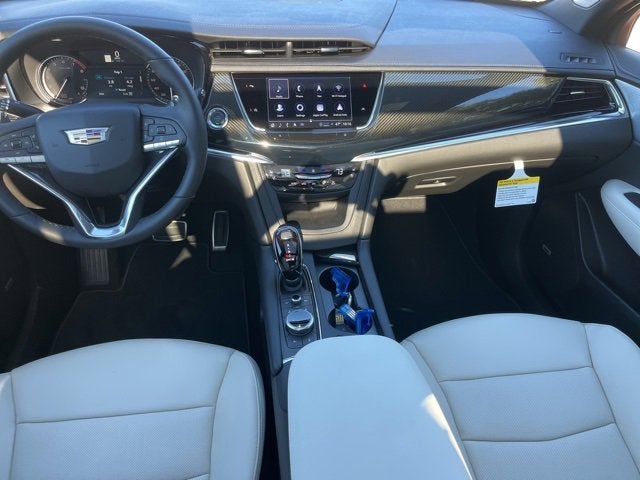 2025 Cadillac XT6 Sport