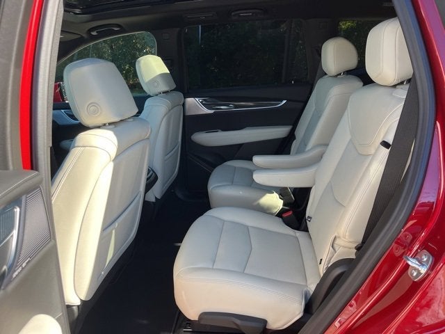 2025 Cadillac XT6 Sport