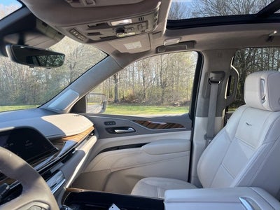 2023 Cadillac Escalade Sport Platinum