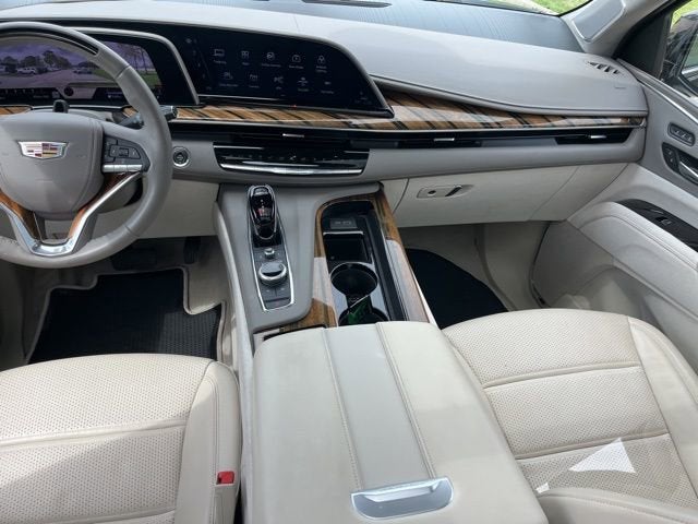 2023 Cadillac Escalade ESV Premium Luxury Platinum