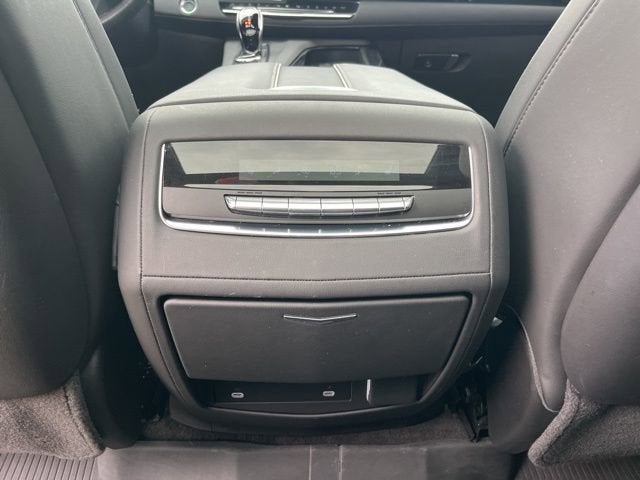 2024 Cadillac Escalade Sport