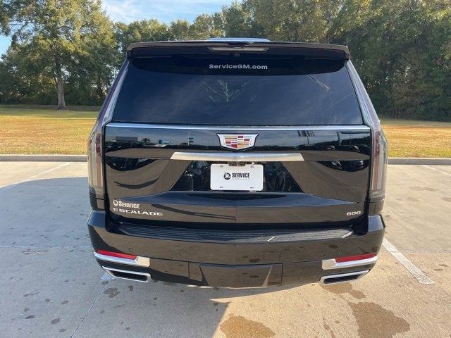 2026 Cadillac Escalade Luxury