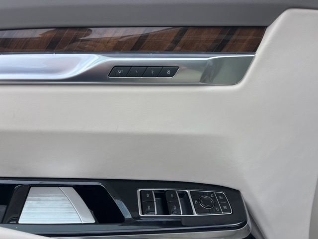 2026 Cadillac Escalade Platinum Luxury