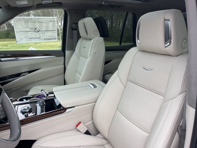 2026 Cadillac Escalade Platinum Luxury