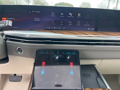 2026 Cadillac Escalade Platinum Luxury