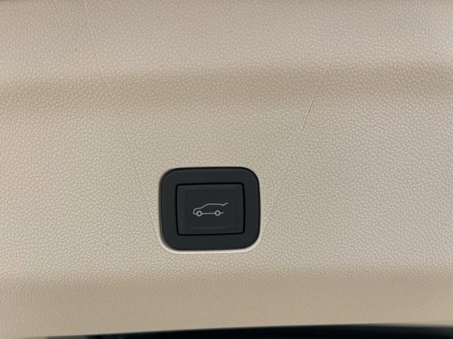 2026 Cadillac Escalade Platinum Luxury