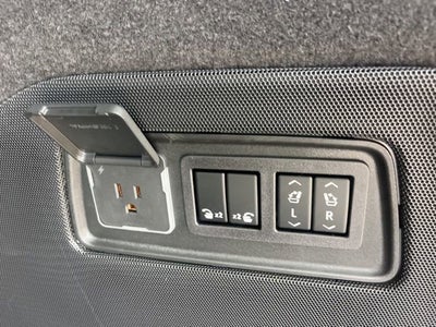 2026 Cadillac Escalade ESV Luxury