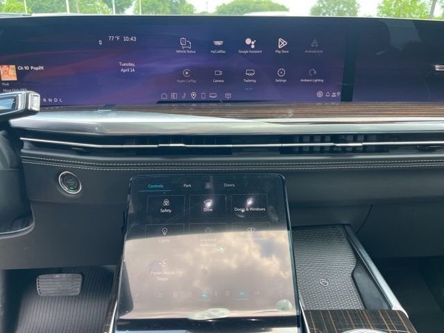 2026 Cadillac Escalade Luxury