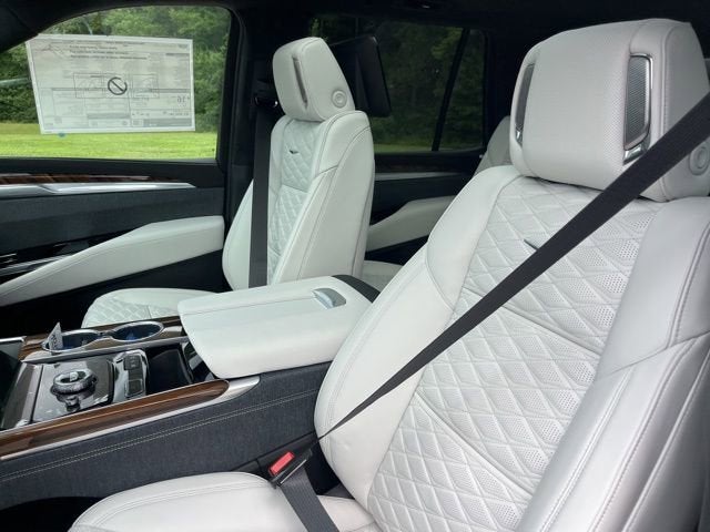 2026 Cadillac Escalade Platinum Luxury