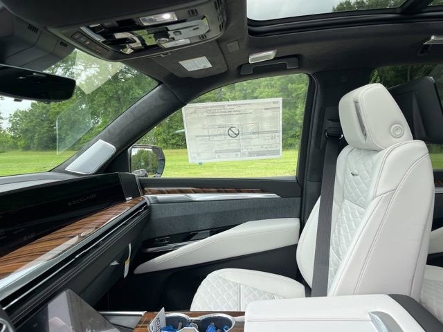2026 Cadillac Escalade Platinum Luxury